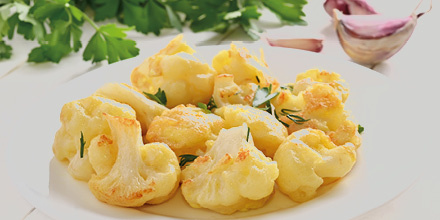 cauliflower-florets-on-white-plate