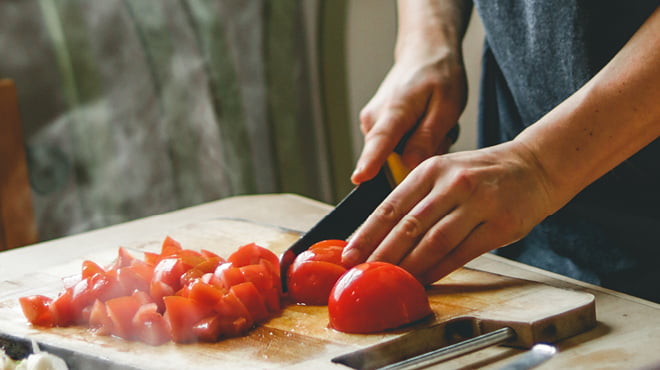 Can chopping your vegetables boost their nutrients? - Healthy Food