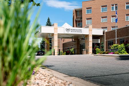 Mayo Clinic Health System in Mankato Building