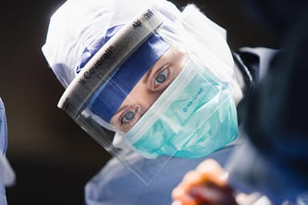 Orthopedic surgeon in surgery