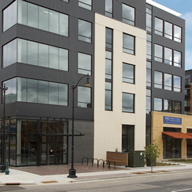 La Crosse Belle Square